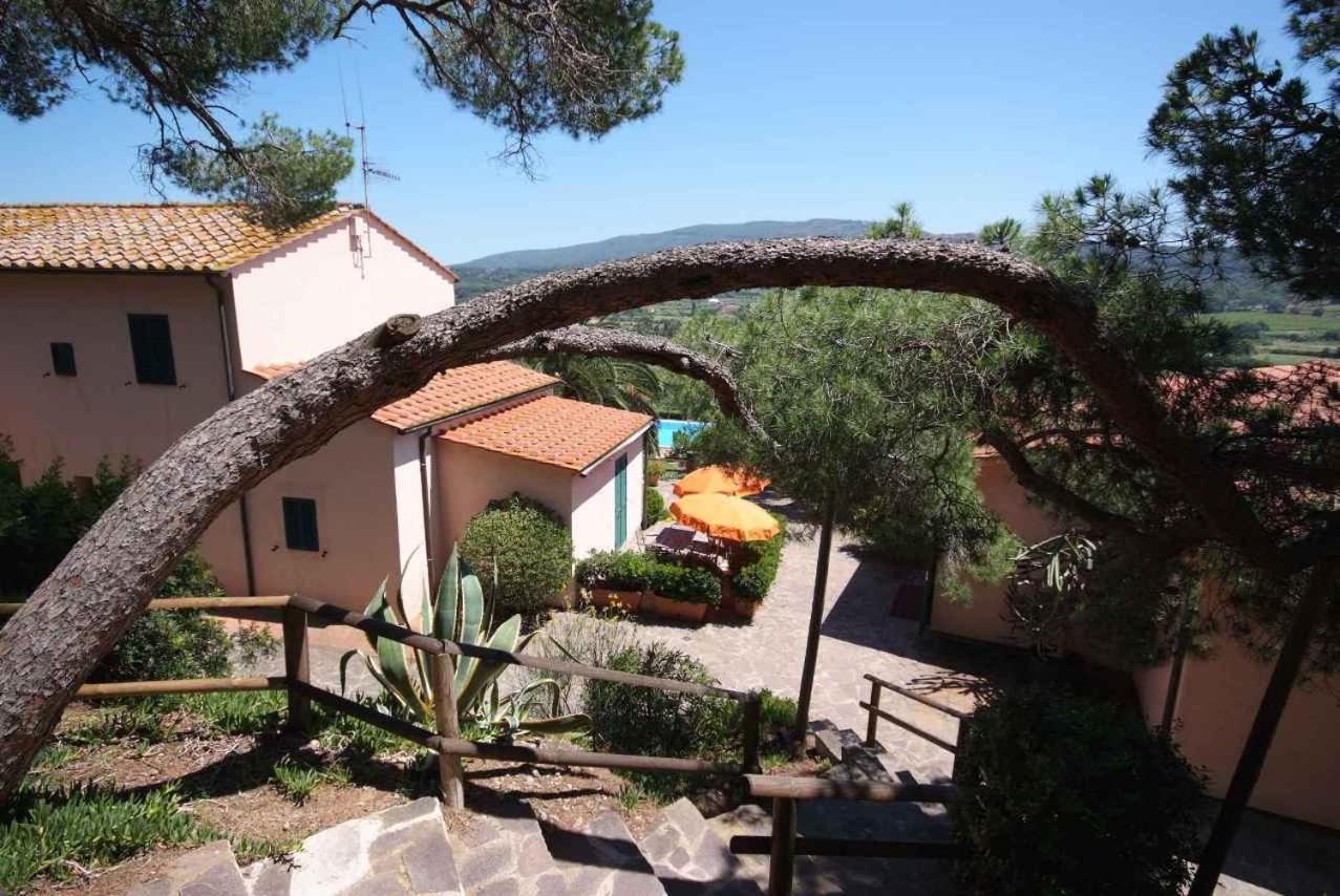 Residence Della Luna Porto Azzurro Exterior photo