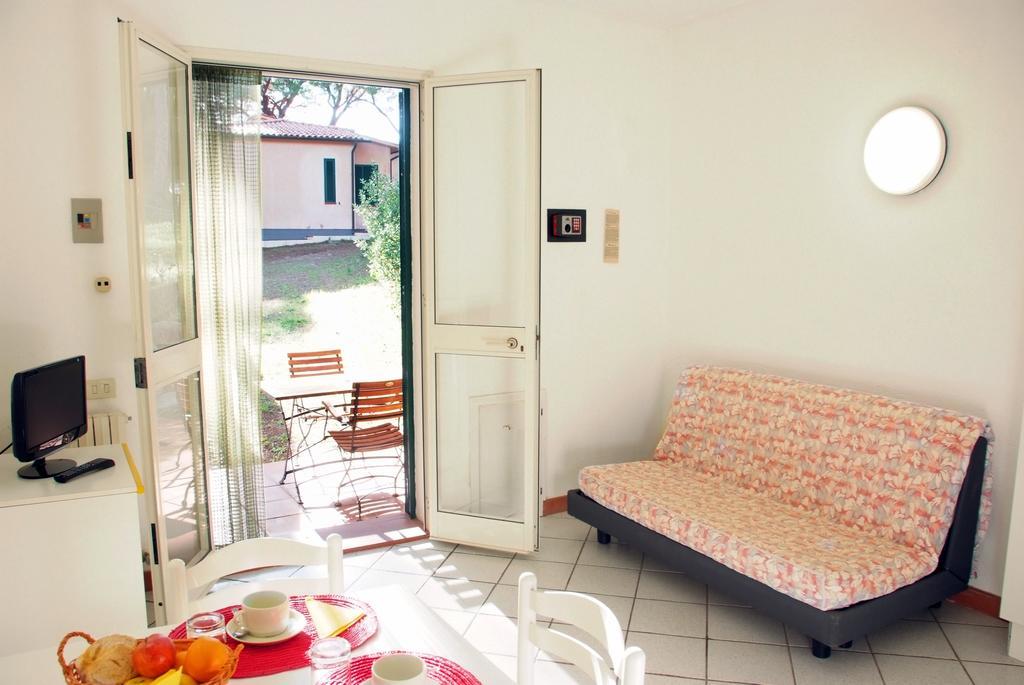 Residence Della Luna Porto Azzurro Exterior photo