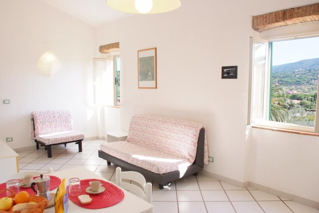 Residence Della Luna Porto Azzurro Exterior photo